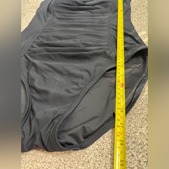 Calvin Klein Pleated Front One Piece Swimsuit Tummy Flattering Black 10 - Picture 3 of 8